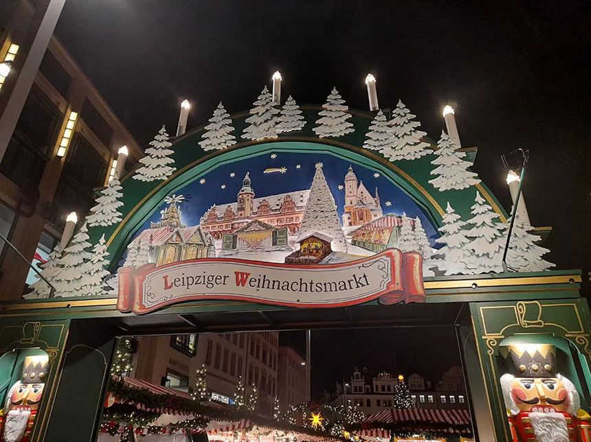 Eingang Leibziger Weihnachtsmarkt